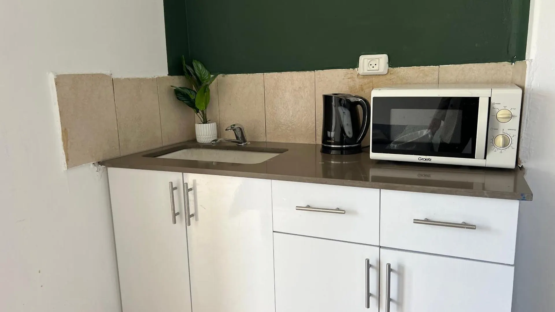 Godson Down Town Hotel Haifa Guest house
